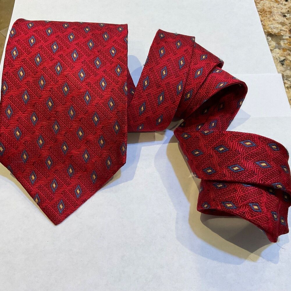 Jos A Bank Silk Luxury Repp Tie Made In Italy Diamond pattern textured  59.3/4L